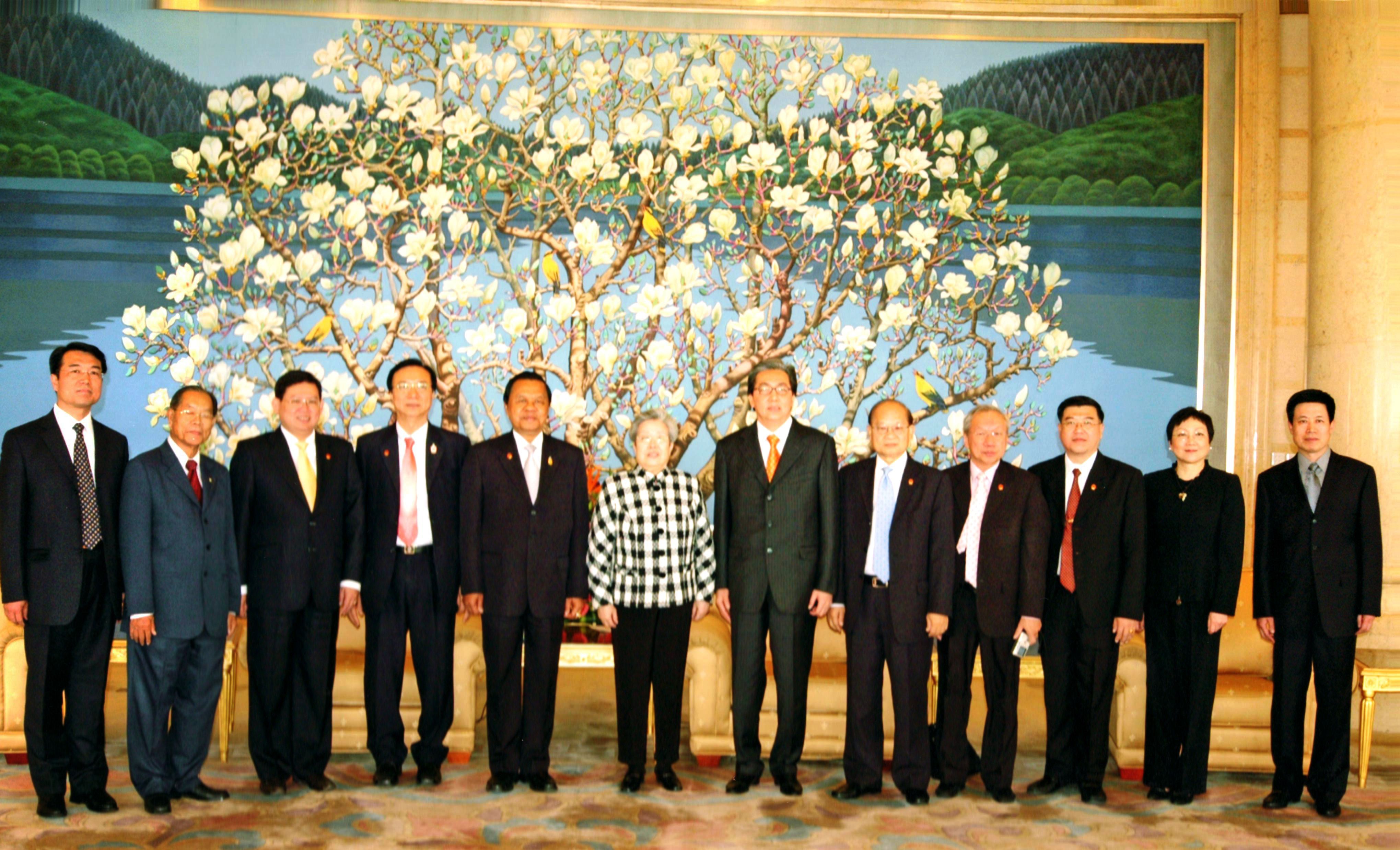 ฯพณฯ สมคิด จาตุศรีพิทักษ์ นายกสมาคมวัฒนธรรมและเศรษฐกิจไทย-จีน