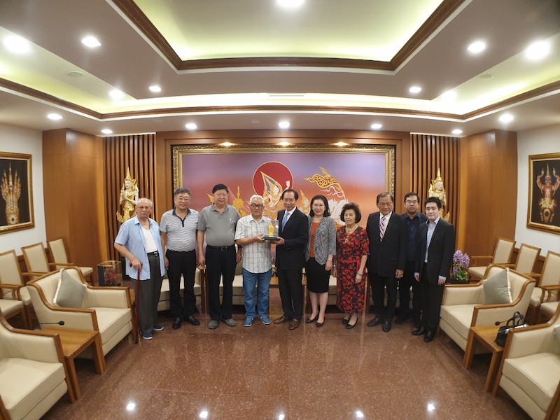 泰中文化经济协会热烈欢迎连云港企业文化学会